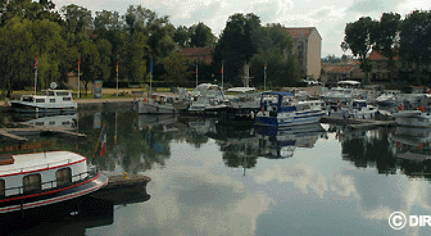 Port fluvial de toul Toul tourisme