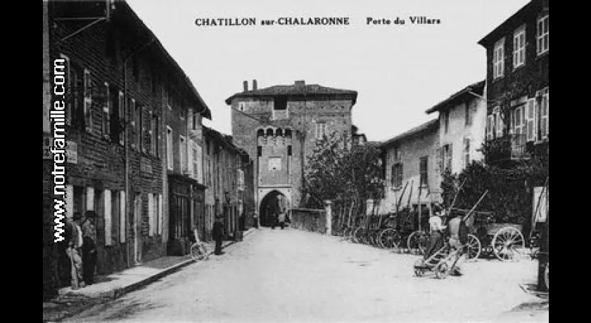 Porte de Villars à Châtillon-sur-Chalaronne (01)