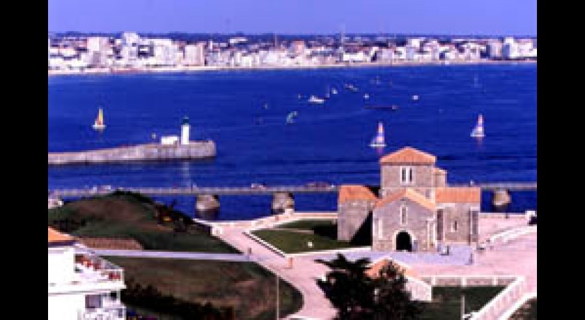 PRIEURÉ SAINT-NICOLAS À LA CHAUME (LES SABLES D'OLONNE)