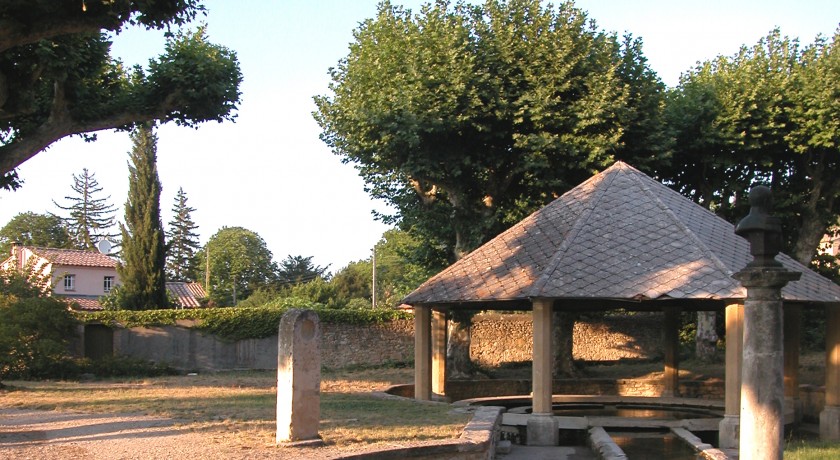 Saint du gard tourisme