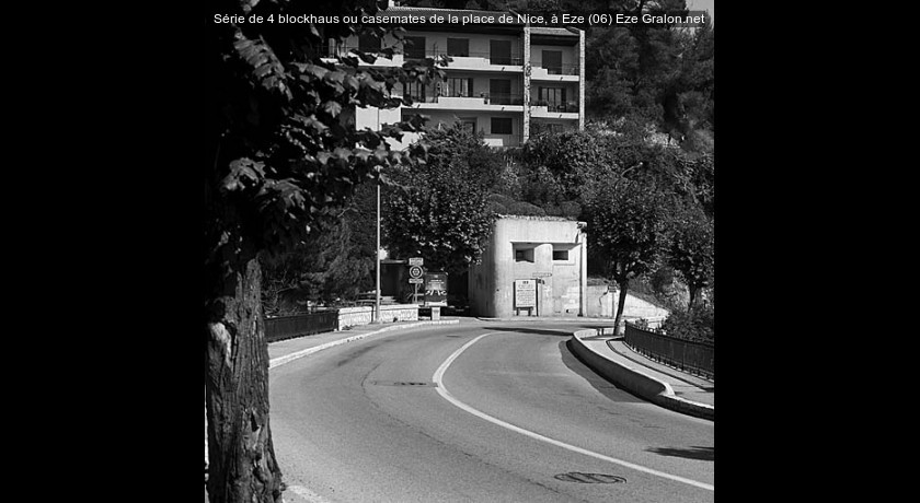 Série de 4 blockhaus ou casemates de la place de Nice, à Eze (06)