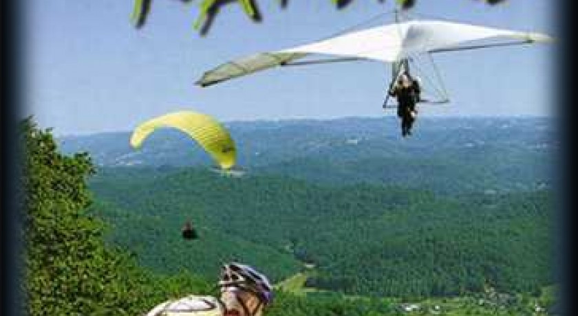 Sports en Nature escalades, canoé kayak, accrobranche