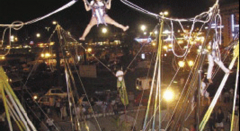 Trampoline, loctation de vélos, parcours agilité