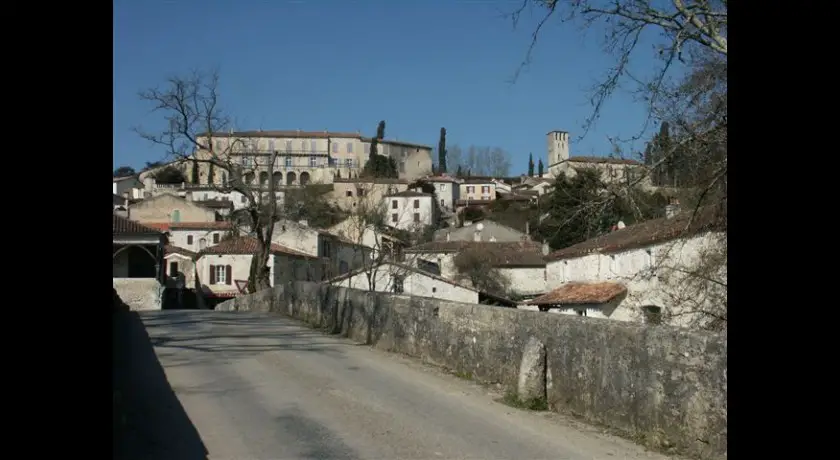 Village de Poudenas